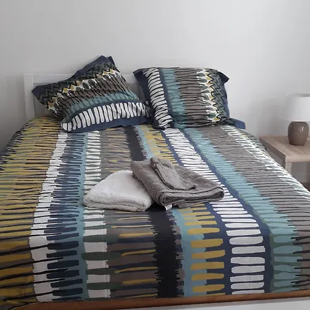 Spacieuse Maison Près Du Mans Avec Jardin, Idéale Pour Séjours Pro, 4 Chambres, Wi-fi, Parking - Fr-1-410-330 Hébergement de vacances