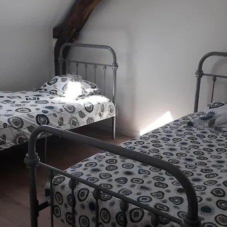 Spacieuse Maison Près Du Mans Avec Jardin, Idéale Pour Séjours Pro, 4 Chambres, Wi-fi, Parking - Fr-1-410-330 Hébergement de vacances *