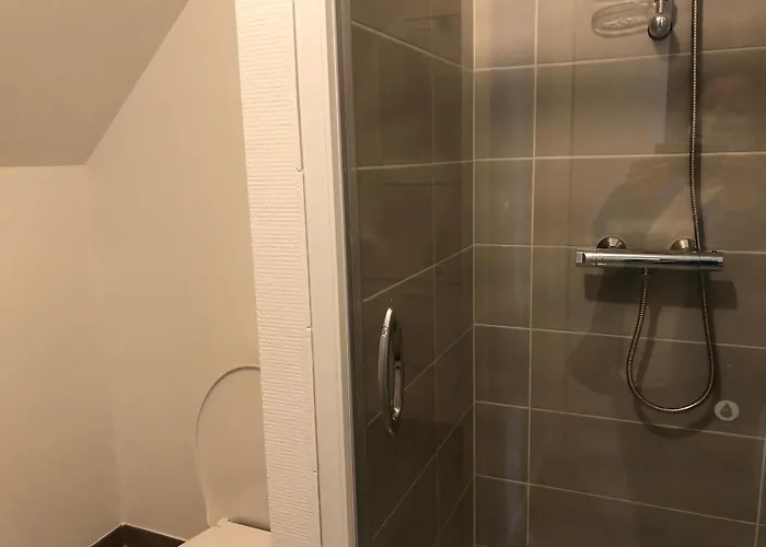 Spacieuse Maison Pres Du Mans Avec Jardin, Ideale Pour Sejours Pro, 4 Chambres, Wi-fi, Parking - Fr-1-410-330